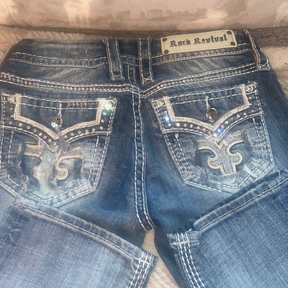 Super cute Rock Revival capris